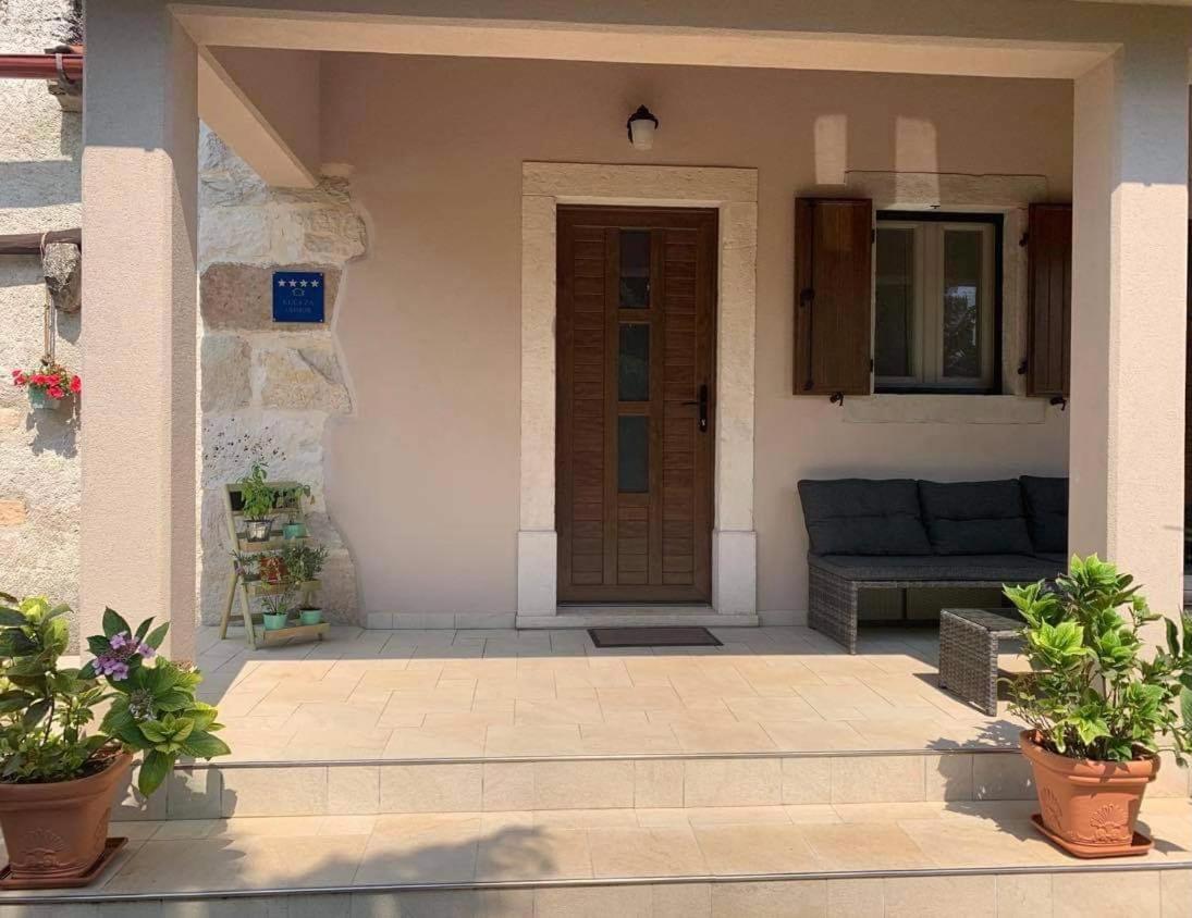 Holiday Home Mattiuzi Nedescina Ngoại thất bức ảnh